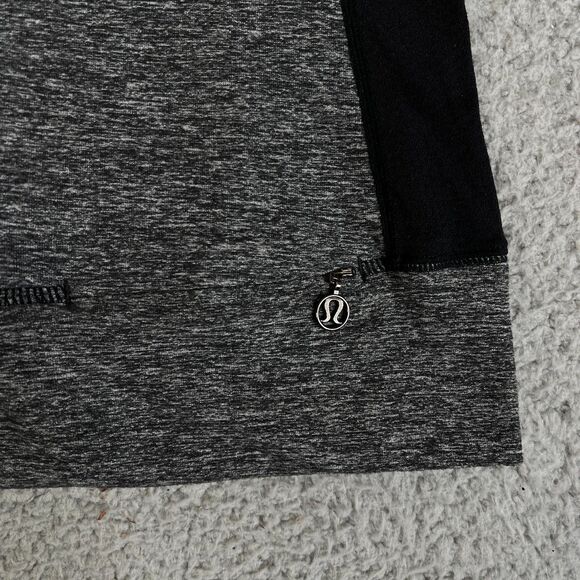 Lululemon Shirt Womens 4  Gray Black Full Tilt Pullover Ruffle Trim Thumb Holes - Picture 2 of 10